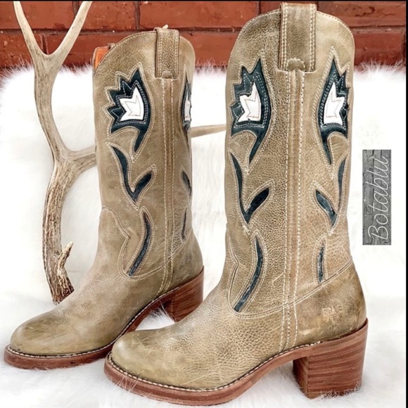 Frye Shoes - FRYE Vintage Floral Inlay Green Western Boots 7